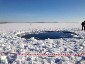 Meteorite di Chelyabinsk: si teme contaminazione "aliena" dell'acqua