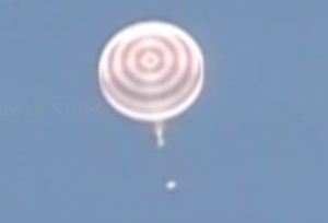La Soyuz è stata scortata da alcuni Ufo durante il rientro [Video]